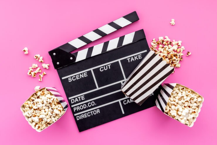 Consumer-PR-shot-of-clapperboard-and-popcorn